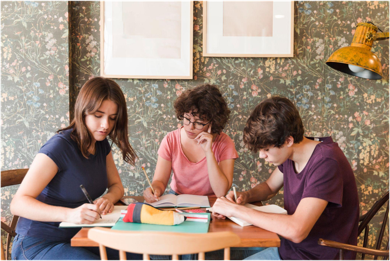 English tuition in Singapore